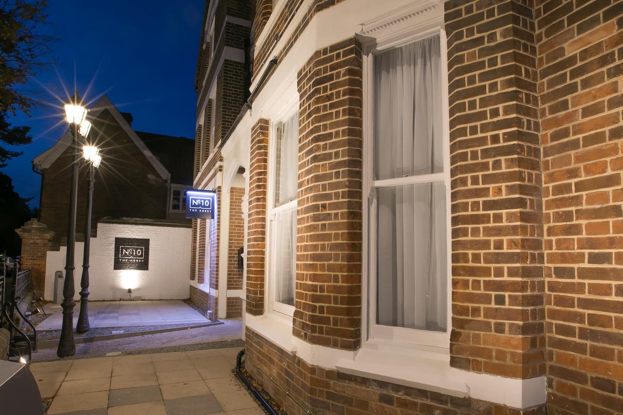 Apartments At Number 10 The Abbey NWI Exterior foto